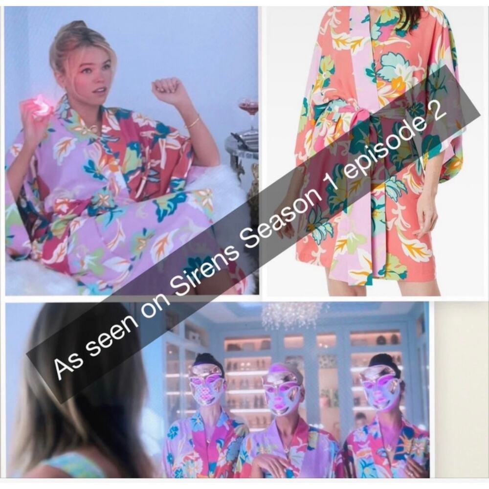 Natori Marbella Floral Patchwork Wrap bath Robe Kimono dopamine cabana tropical